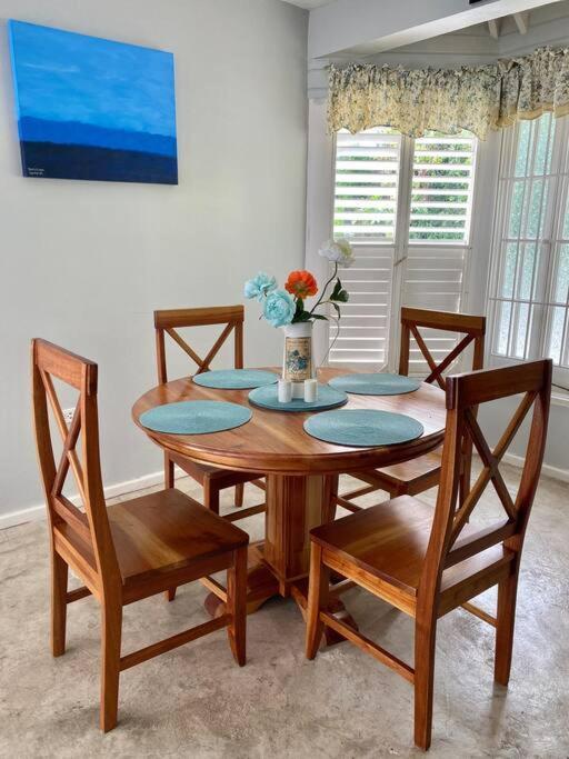 Coastal Beauty - Beautiful Penthouse Condo In Ocho Rios Dış mekan fotoğraf