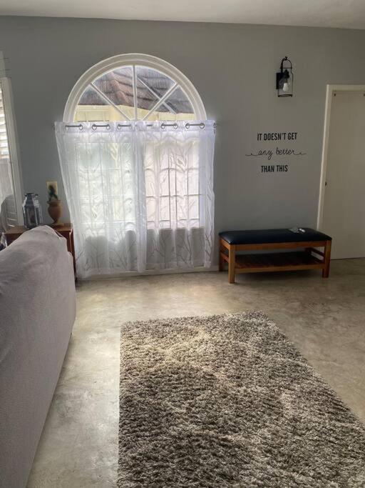 Coastal Beauty - Beautiful Penthouse Condo In Ocho Rios Dış mekan fotoğraf